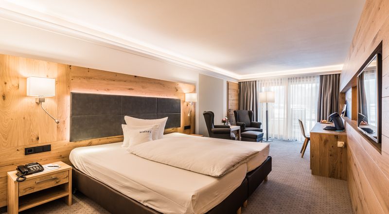 Kamille mit großem Südbalkon oder Südterrasse mit Panoramablick (48 m²)