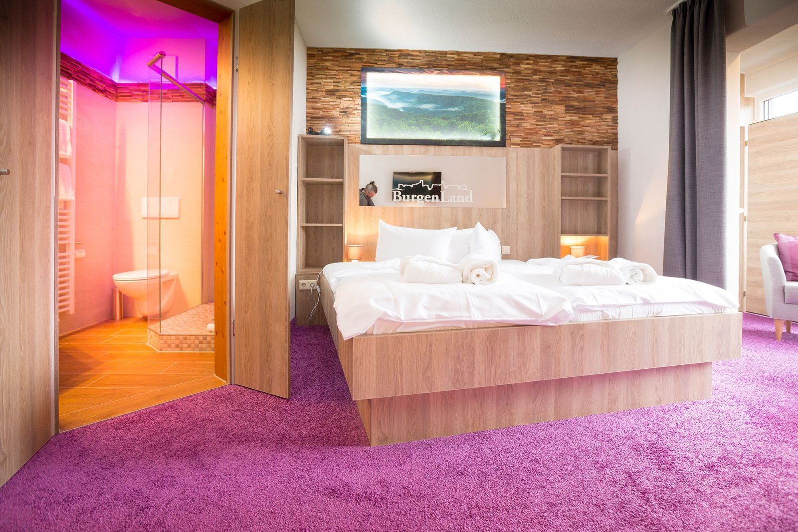 Burgenland image 5 - Wellnesshotel Felsenland Resort