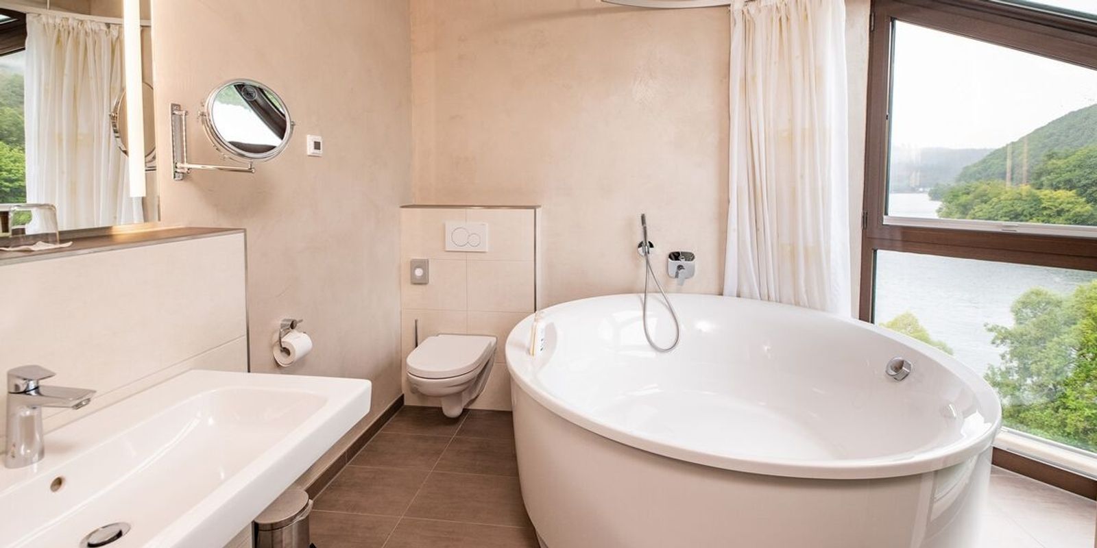 Suiten image 6 - Göbel´s Seehotel Diemelsee