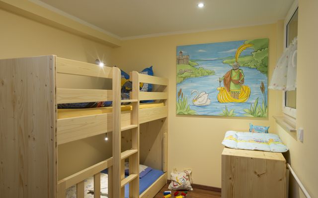 Kinderzimmer im Familienapartement 3-Raum 34qm im Familoltel FamilienKlub Krug | Familotel Fichtelgebirge