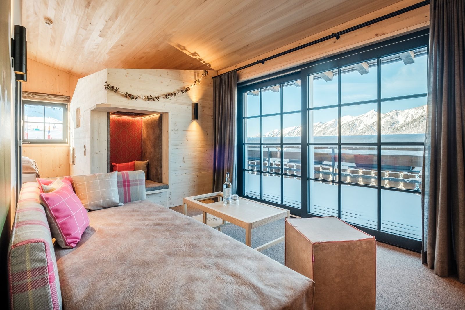 Familien-Suite Bienenwabe image 1 - Familotel Allgäuer Alpen Allgäuer Berghof