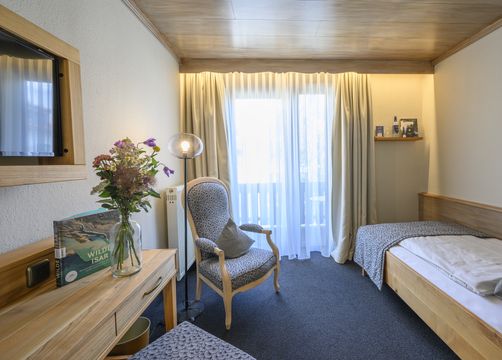 Single Room Comfort (4/7) - Garmischer Hof