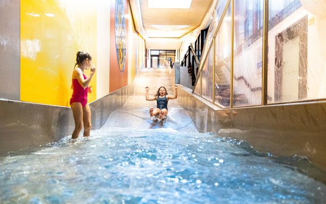 24-Spielspass_Kinderpool.jpg
