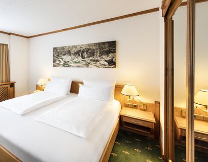 Hotel Sonnenhof Lam: Junior-Suite zur Waldseite ohne Balkon