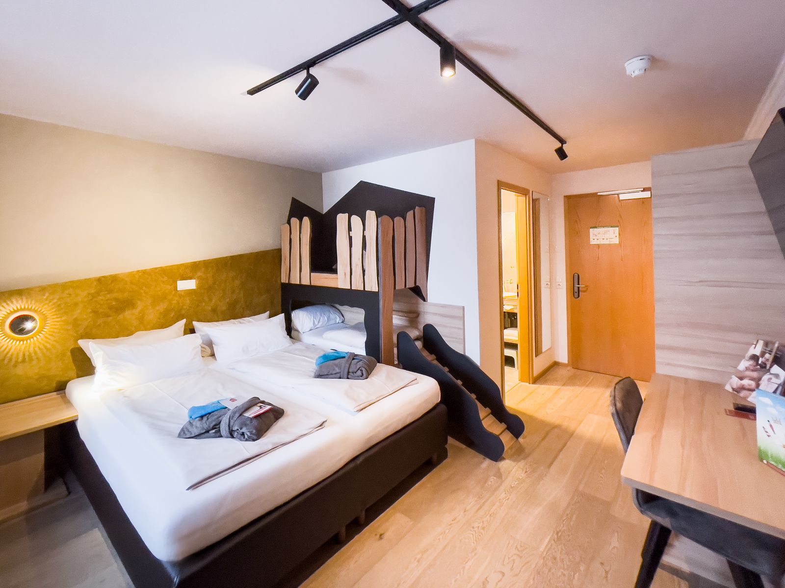 »Special« für Alleinreisende mit Kind/er image 1 - Familotel Bayerischer Wald Landhaus zur Ohe