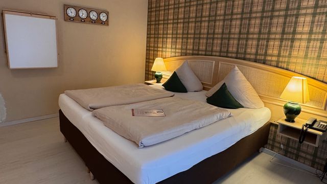 2 Familienzimmer mit V-Tür mit Terrasse| 64 qm - 2-Raum