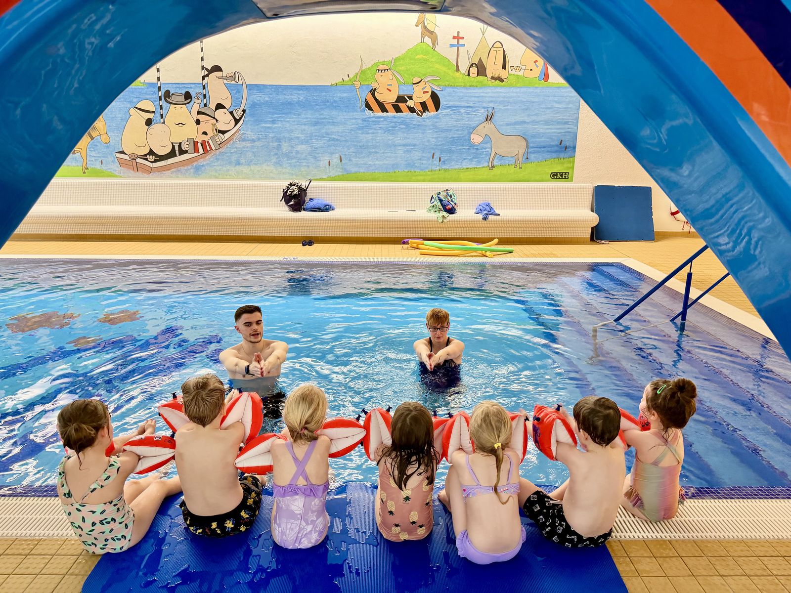 Schwimmkurs im Rookhus image 1 - Familotel Mecklenburgische Seenplatte Borchard's Rookhus