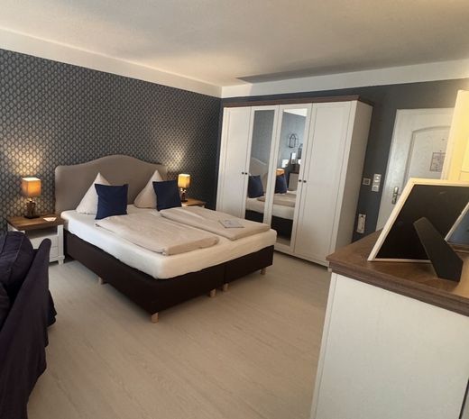 Familien-Suite mit Balkon image 3 - Familotel Mecklenburgische Seenplatte Borchard's Rookhus