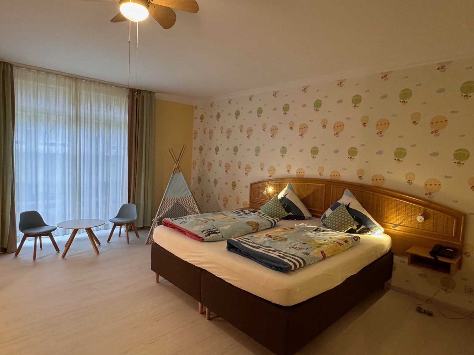 2 Familienzimmer mit V-Tür mit Terrasse| 64 qm - 2-Raum image 2 - Familotel Mecklenburgische Seenplatte Borchard's Rookhus