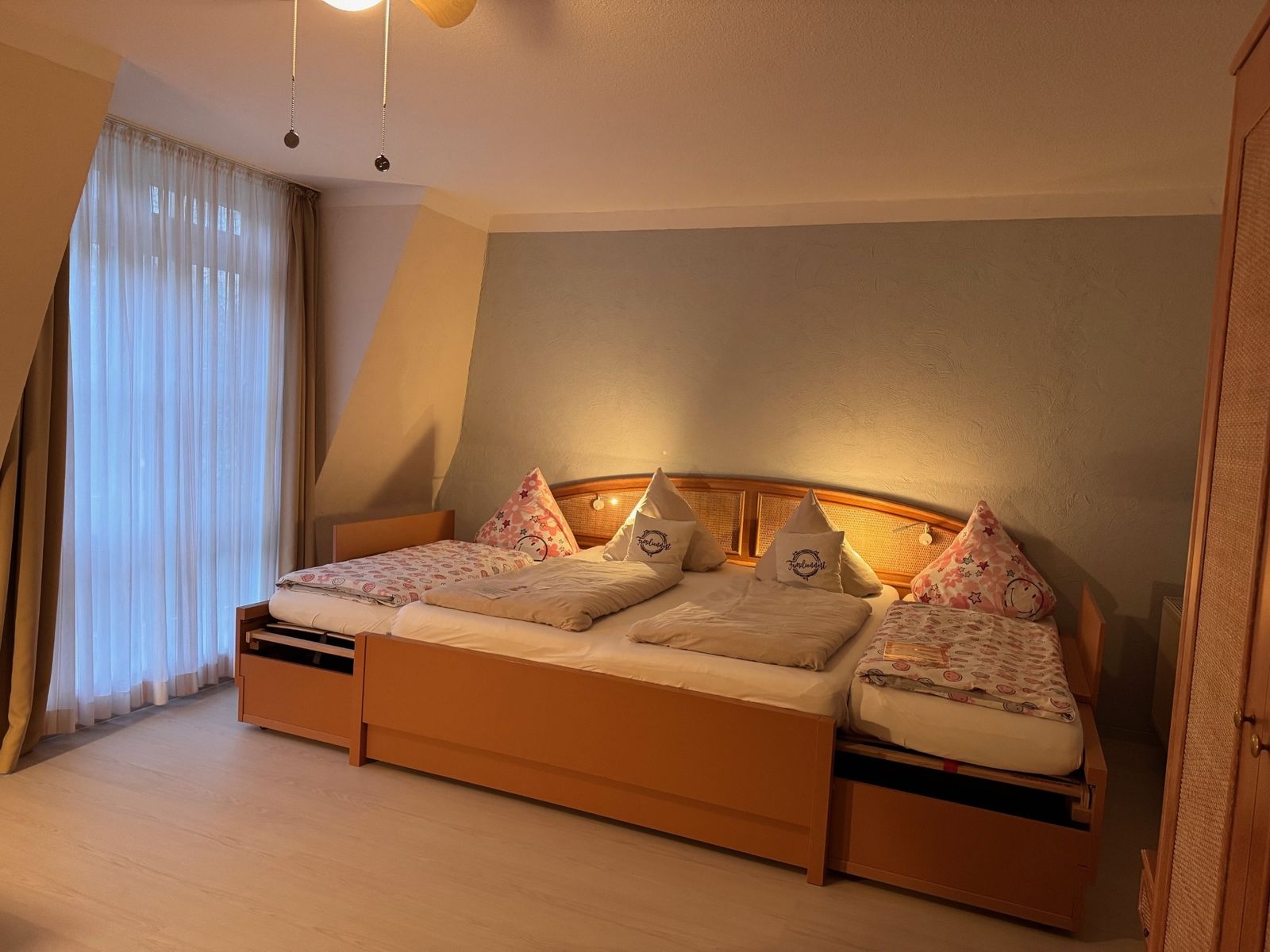 Familiennest mit Familienbett 1-Raum image 1 - Familotel Mecklenburgische Seenplatte Borchard's Rookhus