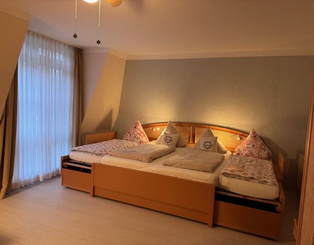 Angebot: Familiennest mit Familienbett 1-Raum - Borchard's Rookhus