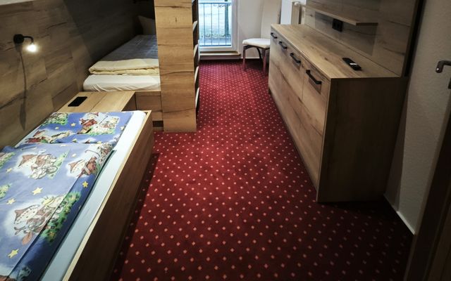 Hans im Glück image 2 - Familotel Sauerland Monikas Ferienhof