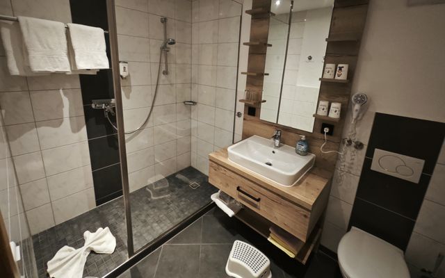 Gestiefelter Kater image 4 - Familotel Sauerland Monikas Ferienhof