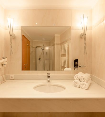 Doppelzimmer »Komfort mit getrennten Betten« image 2 - Familotel Stubaital Alpenhotel Kindl
