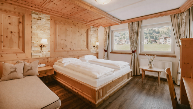 Doppelzimmer »Junior Zirbe« | 35 qm - 1 Raum