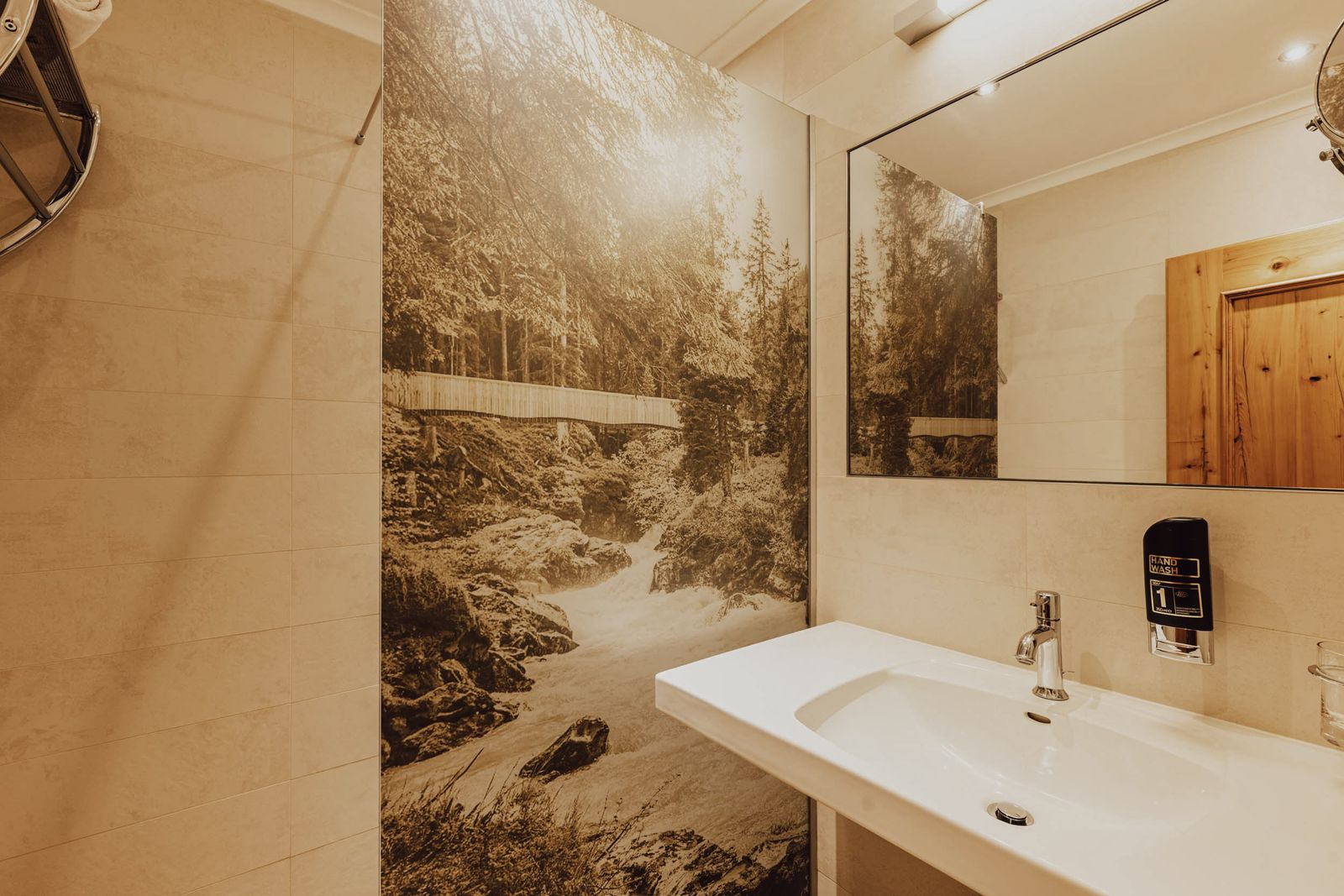 Doppelzimmer »Komfort« image 2 - Familotel Stubaital Alpenhotel Kindl