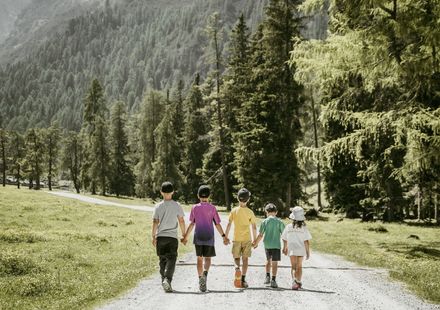 Spring Break & Whitsun Days in the Stubai Valley – Stay 7 Pay 6
