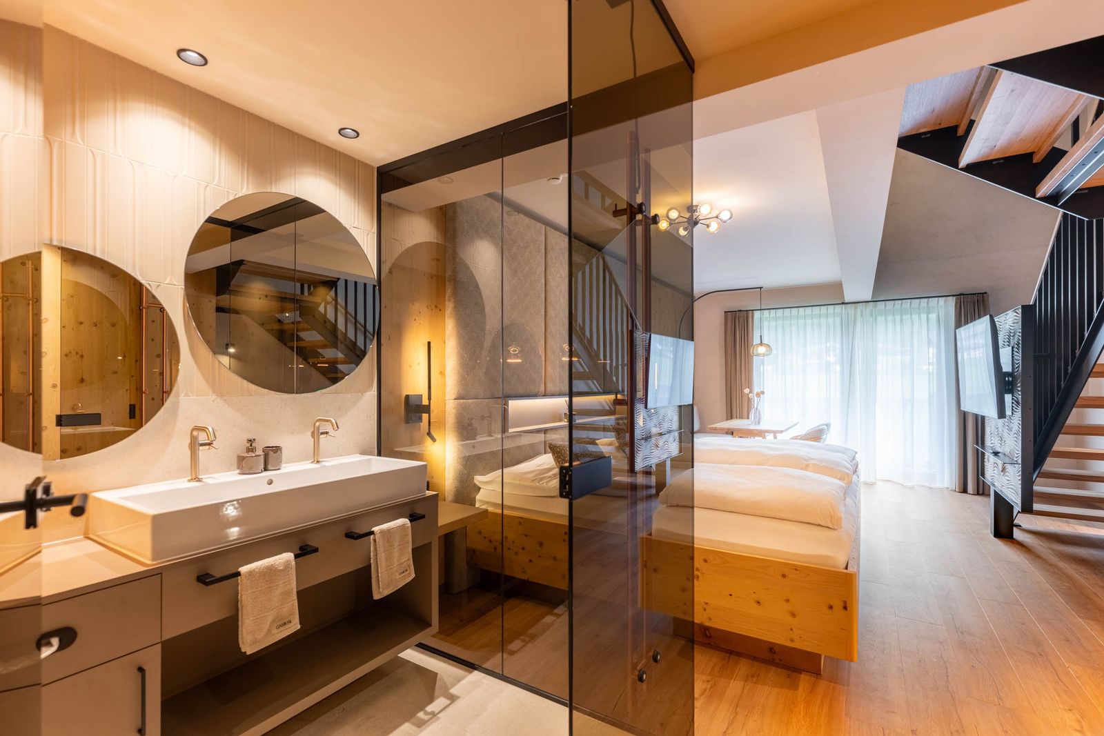 Familiensuite »Superior Zirbe« image 3 - Familotel Stubaital Alpenhotel Kindl