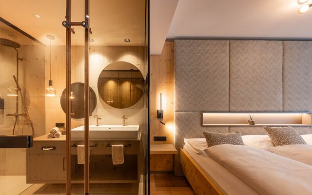 Hotel Zimmer: Familiensuite »Superior Zirbe« | 60 qm - 2-Raum