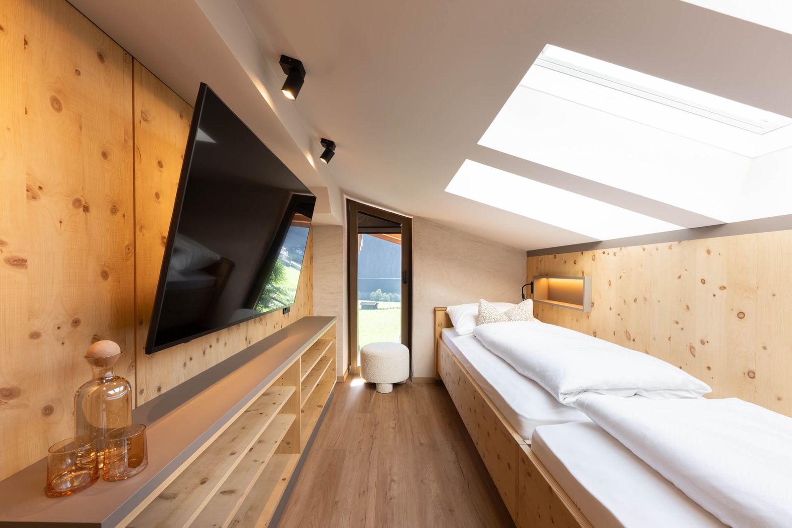 Familiensuite »Junior Zirbe« image 5 - Familotel Stubaital Alpenhotel Kindl