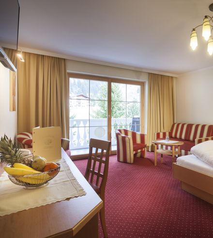 Family suite »De-Luxe« image 1 - Familotel Stubaital Alpenhotel Kindl