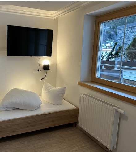 Family suite »XXL Deluxe« image 2 - Familotel Stubaital Alpenhotel Kindl