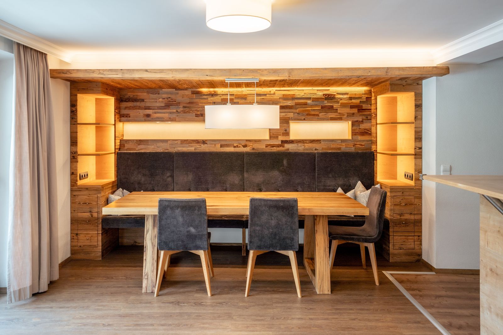 Familiensuite »XXL Deluxe« image 1 - Familotel Stubaital Alpenhotel Kindl