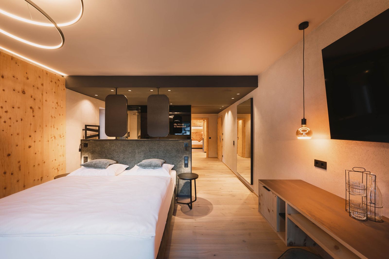 NEU! Familiensuite »Premium Zirbe« image 3 - Familotel Stubaital Alpenhotel Kindl