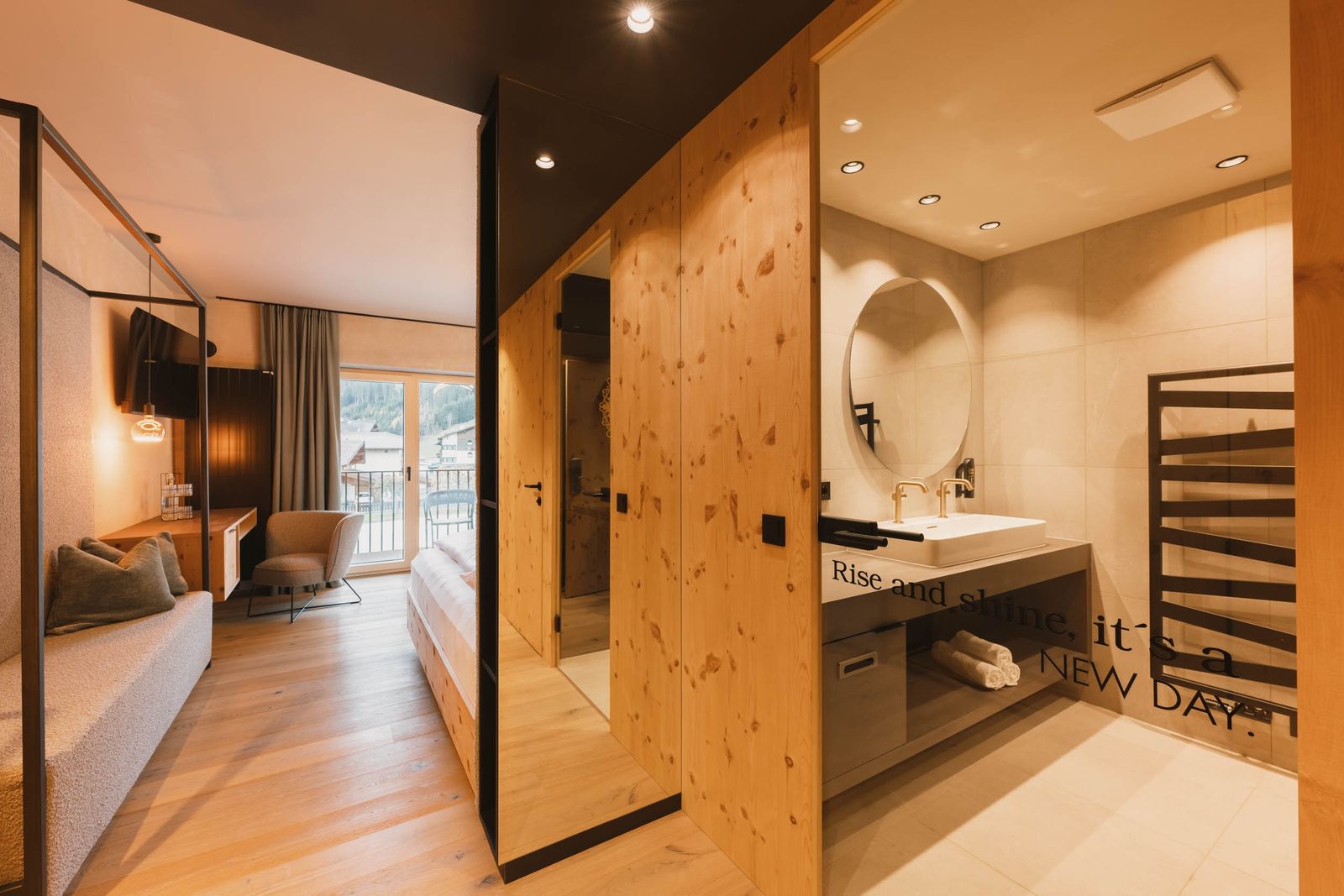 NEU! Doppelzimmer »Premium Zirbe« image 2 - Familotel Stubaital Alpenhotel Kindl