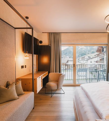 NEU! Doppelzimmer »Premium Zirbe« image 1 - Familotel Stubaital Alpenhotel Kindl