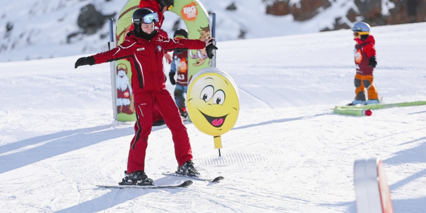 Hauptbild: Skisporttage mit Kinderskikurs & Stubai Skipass - Alpenhotel Kindl