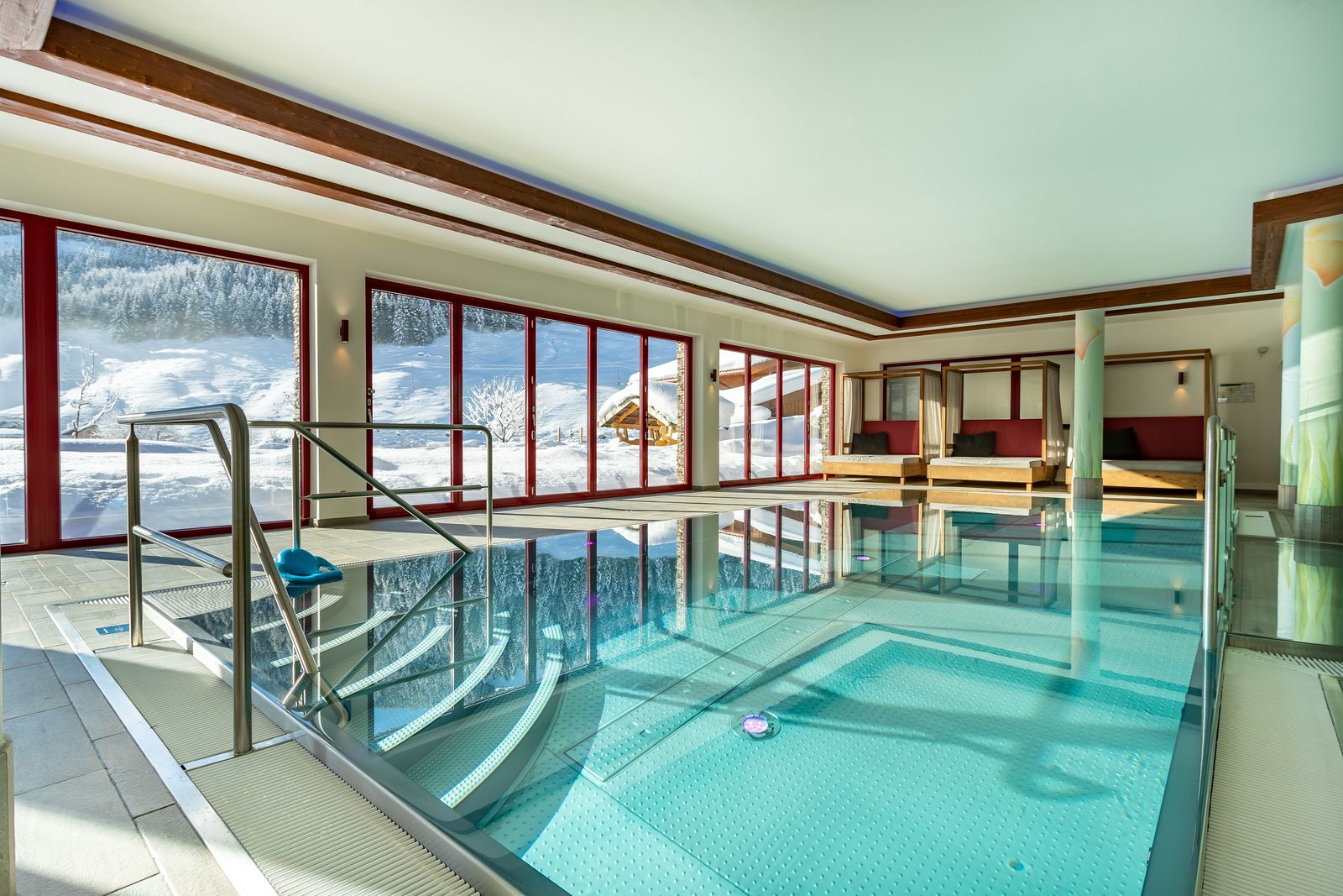 WINTERSPASS für Familien - 1 Kind gratis image 3 - Familotel Salzburger Land Familienhotel Oberkarteis