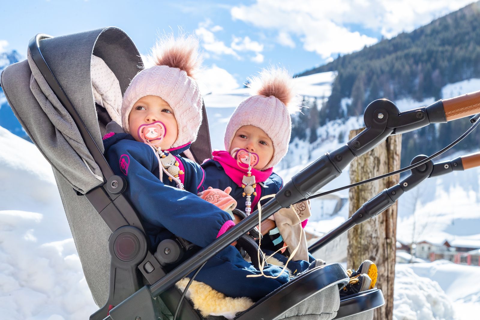 WINTERSPASS für Familien - 1 Kind gratis image 3 - Familotel Salzburger Land Familienhotel Oberkarteis