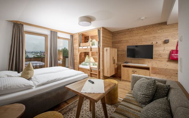 Unterkunft Zimmer/Appartement/Chalet: Familienzimmer Typ 2  (1 Raum | 30 qm)