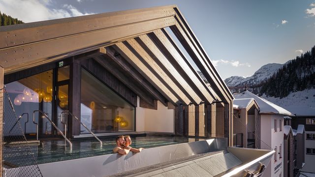 Start in den Firnschnee