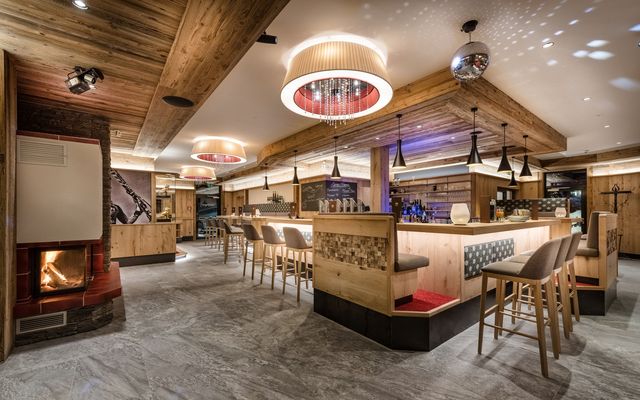 hotelbar-stil-familien-hotel-salzburger-land.jpg