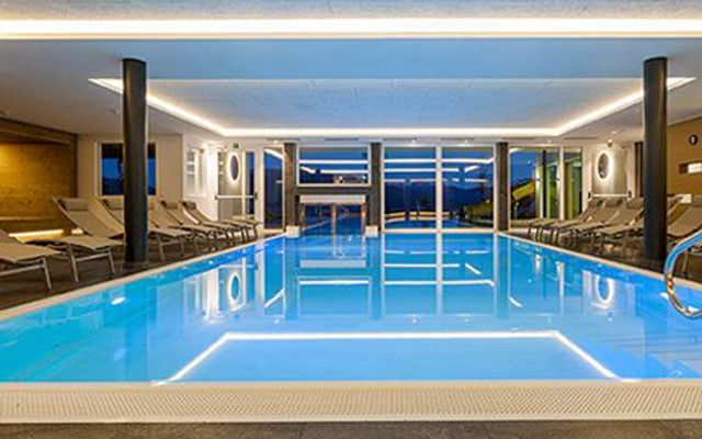 IMP_Familienhotel_Alpenhof_Indoorpool.jpg