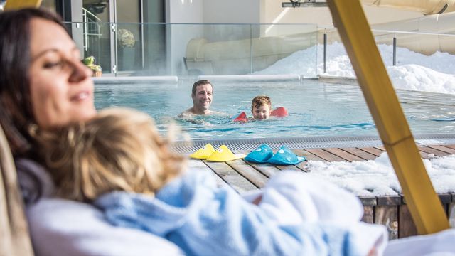 Familien-Winterkick: Kurzurlaub im Schnee