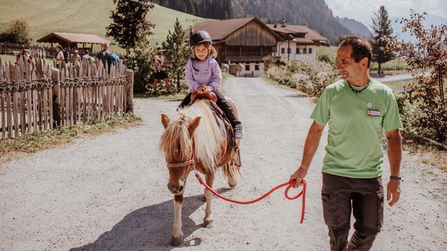 Bunte Blätter & große Abenteuer - Herbsturlaub für die ganze Familie