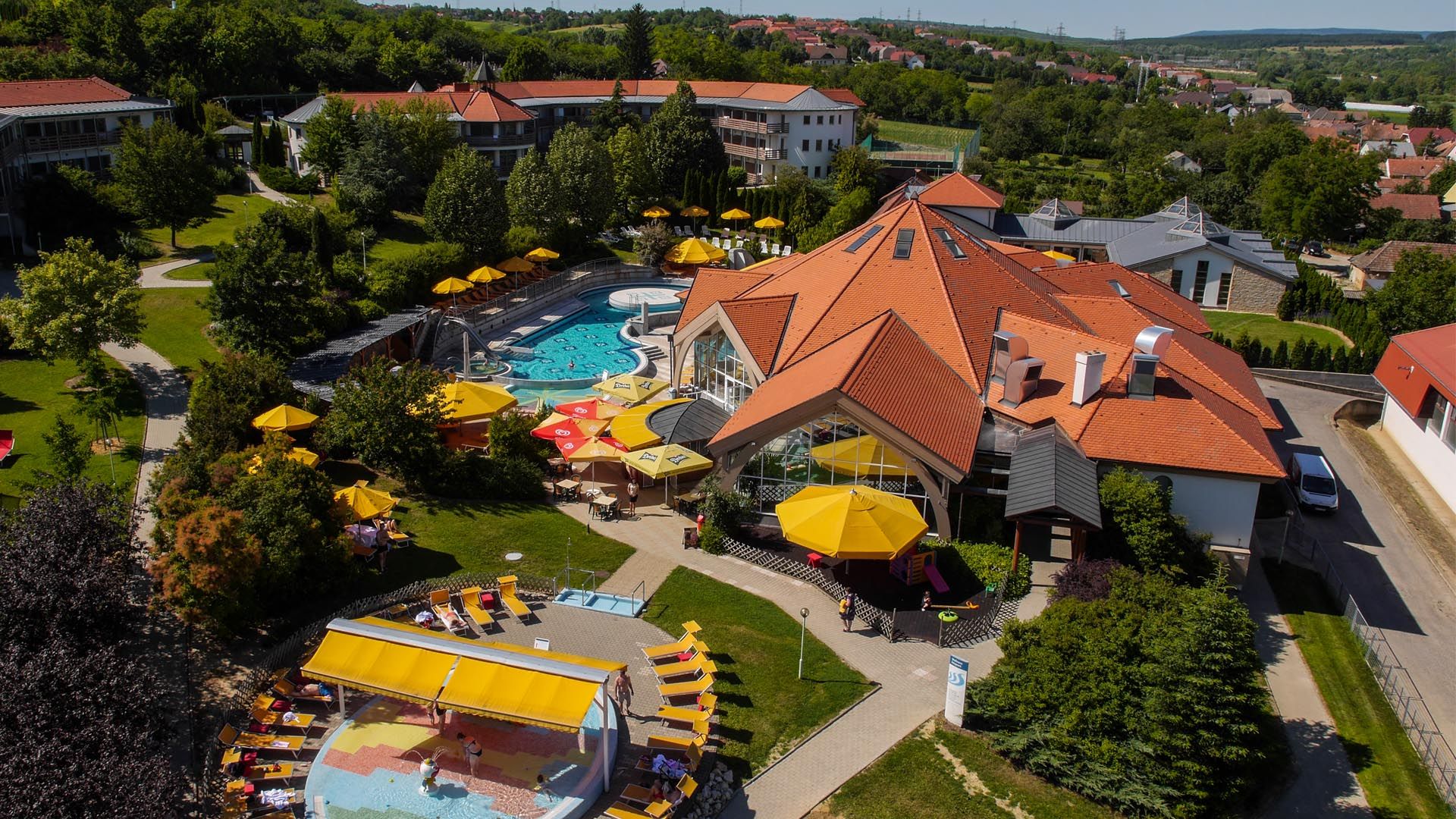 Sommer - Sonne - Urlaubsglück! Ein schöner Sommerurlaub im Familotel Kolping in Ungarn!