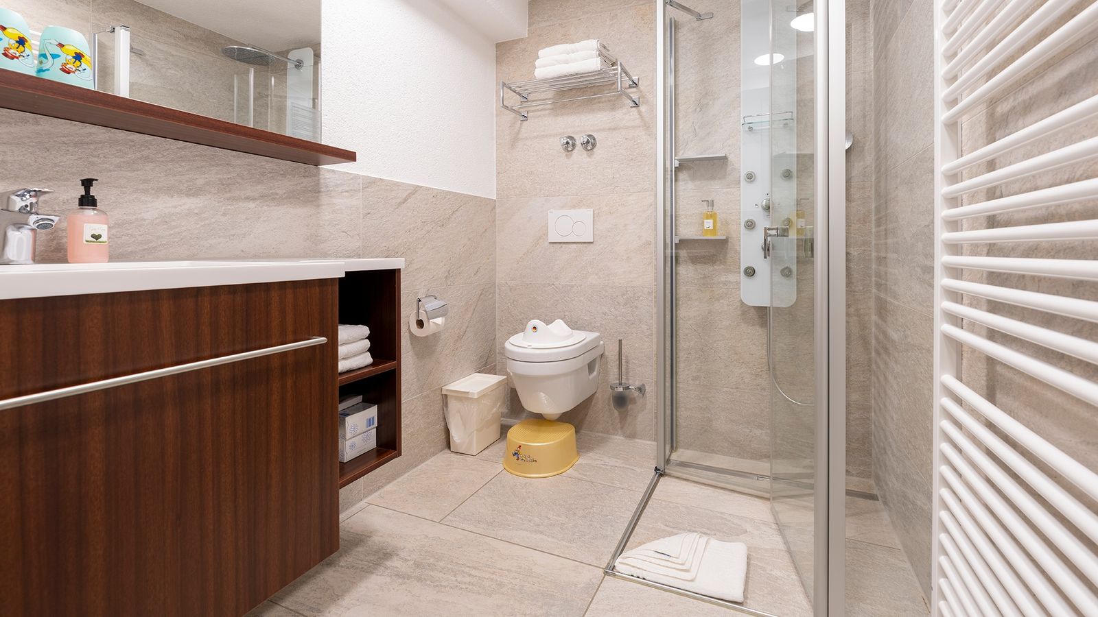 Junior-Suite image 5 - Familotel Hochschwarzwald Feldberger Hof