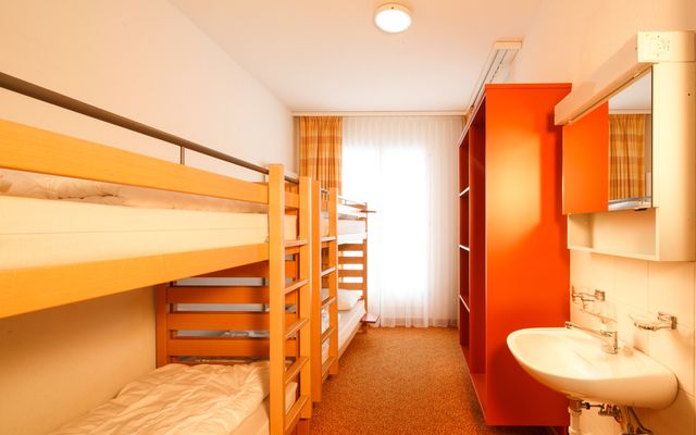 Hostel for max. 4 persons image 1 - Familotel Schweiz Swiss Holiday Park