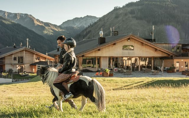 Familotel Tirol Almfamilyhotel Scherer: (R)Auszeit auf der Alm