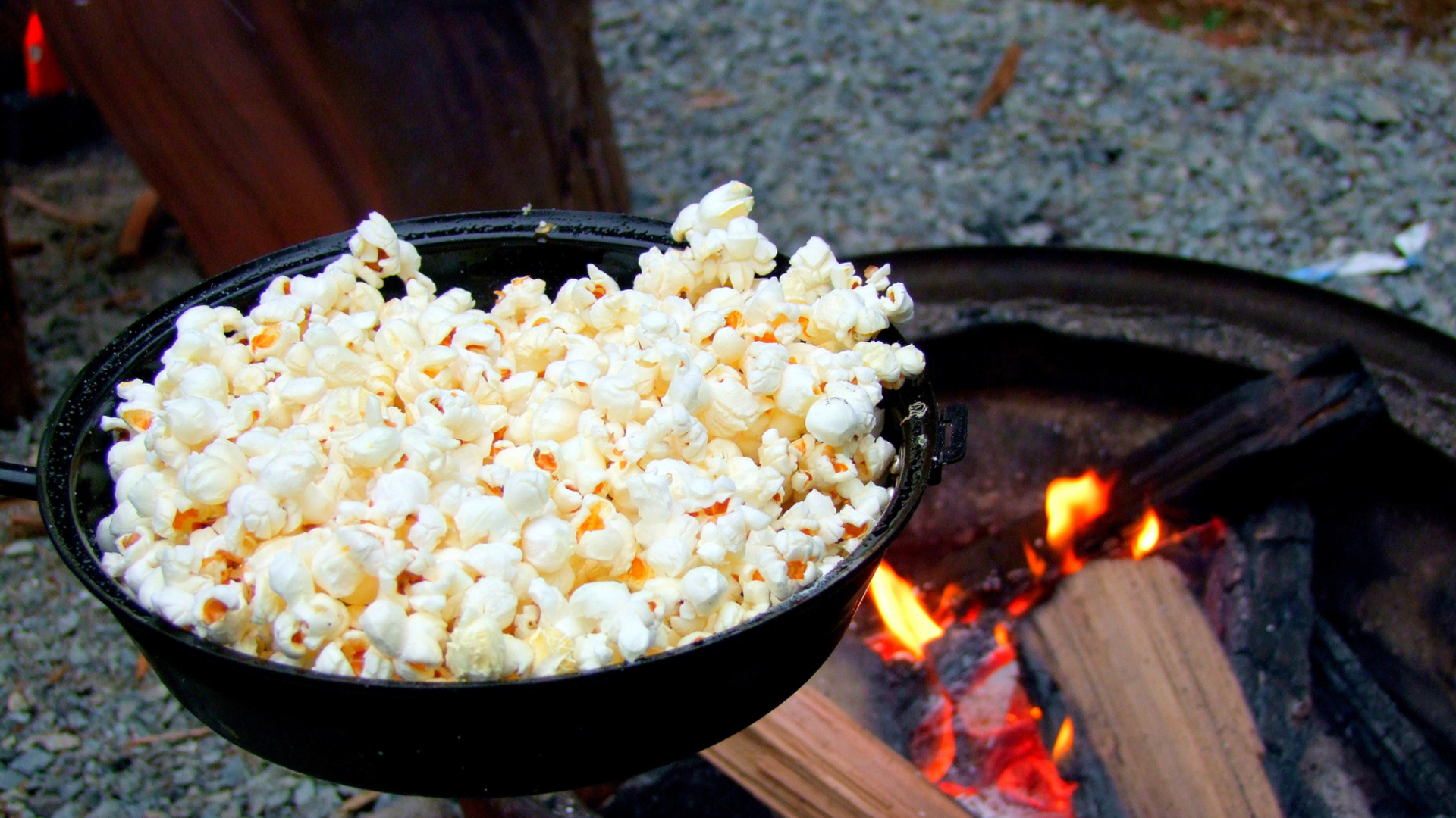 Popcorn Lagerfeuer