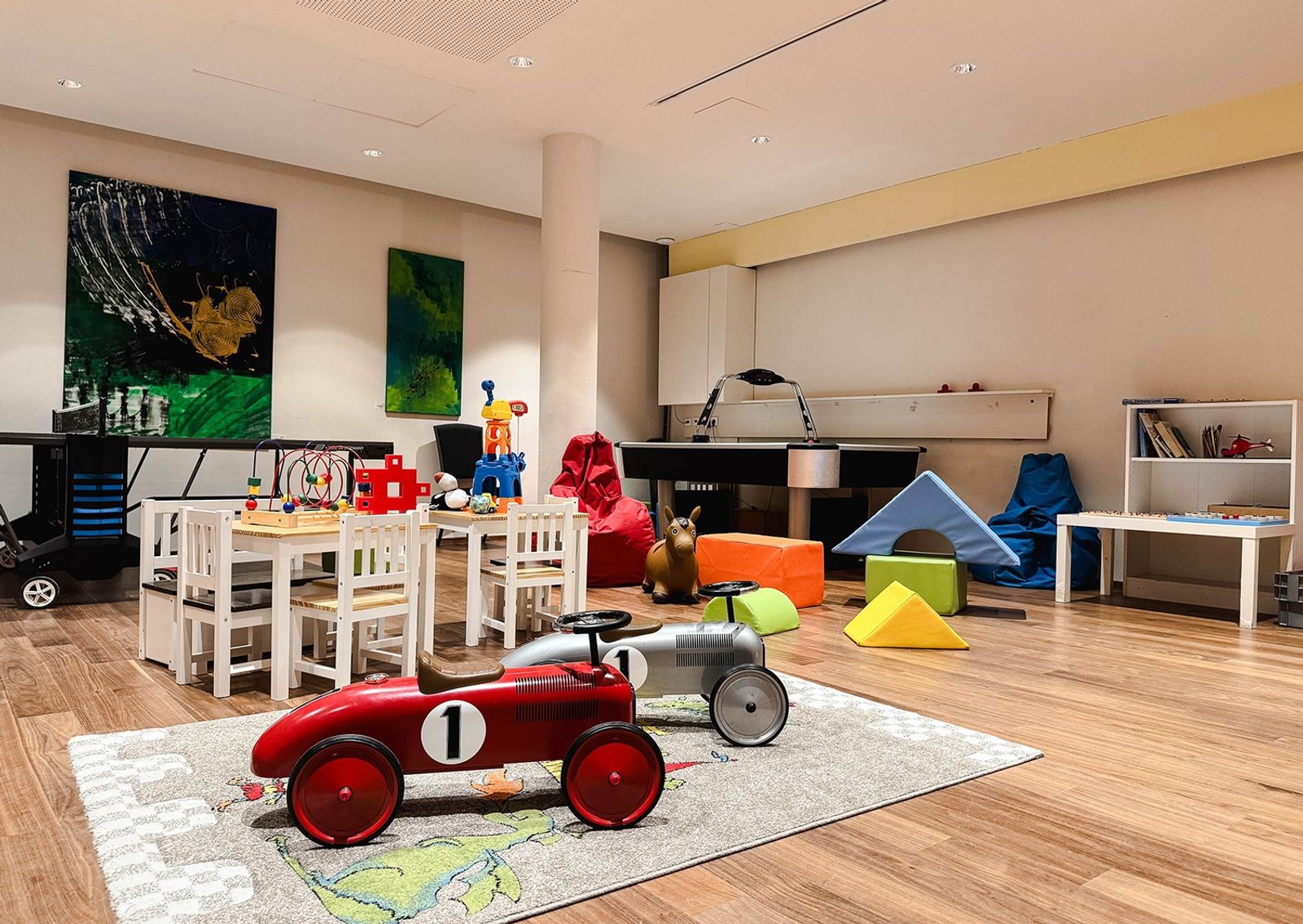 kids play room