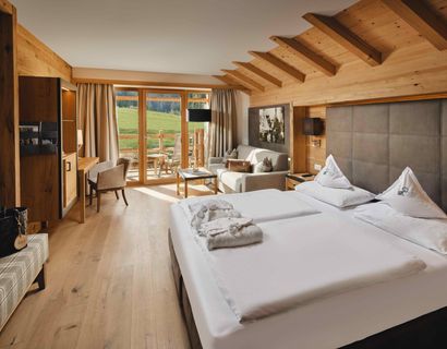 Dolomit Resort Cyprianerhof: Naturzimmer Edelweiss