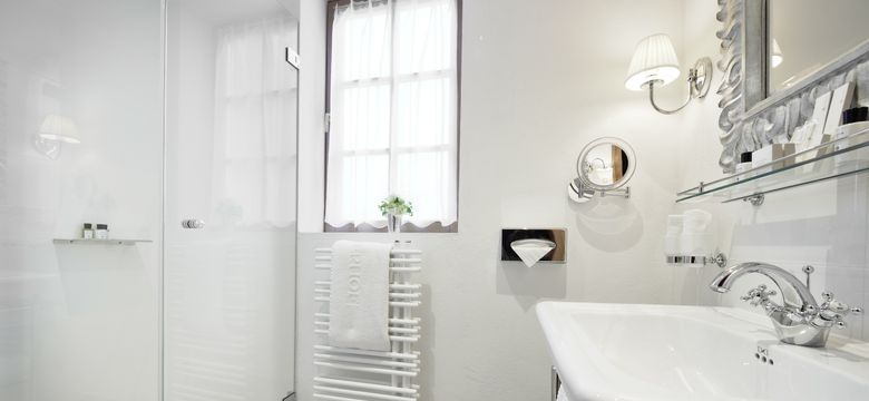 Relais & Châteaux Hotel Tennerhof: Doppelzimmer Deluxe image #7