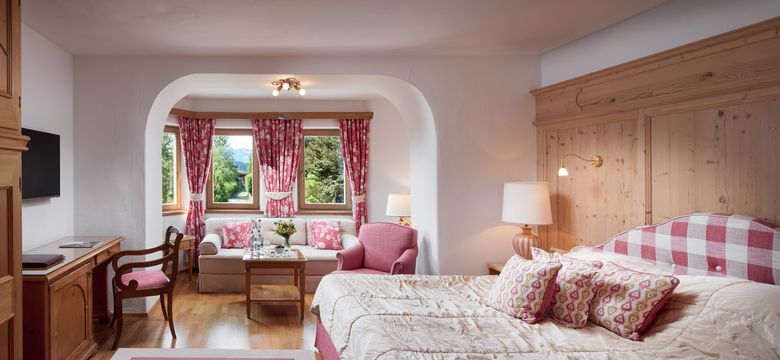 Relais & Châteaux Hotel Tennerhof: Doppelzimmer Superior image #1