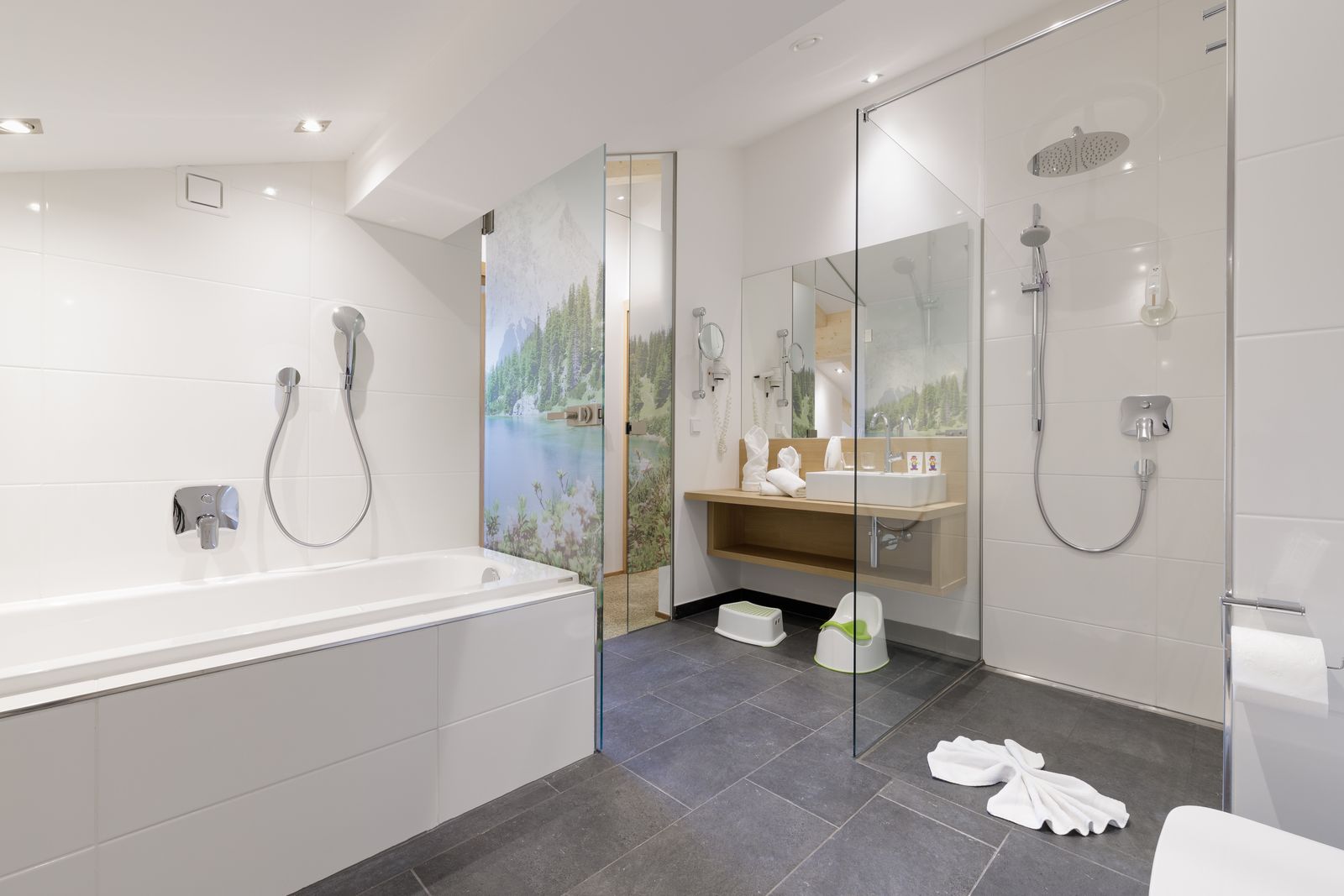 Morgenrot image 2 - Familotel Tiroler Zugspitzarena Kaiserhof