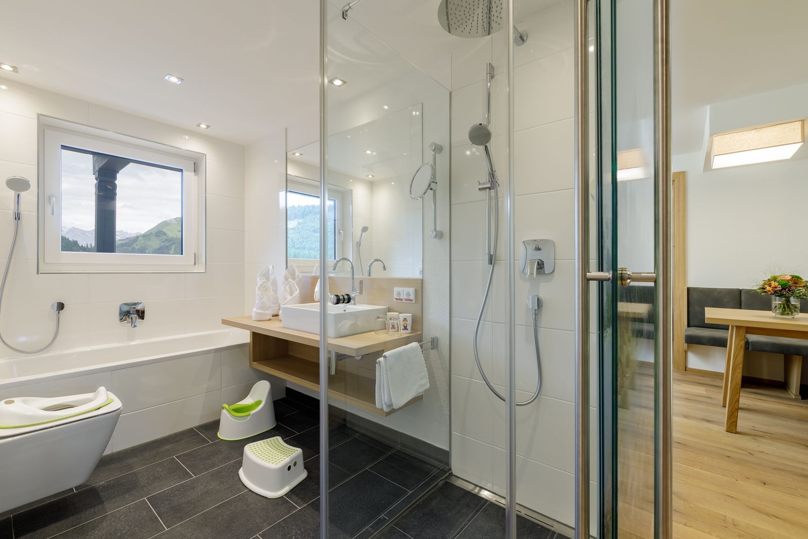 Bärenwiese image 3 - Familotel Tiroler Zugspitzarena Kaiserhof